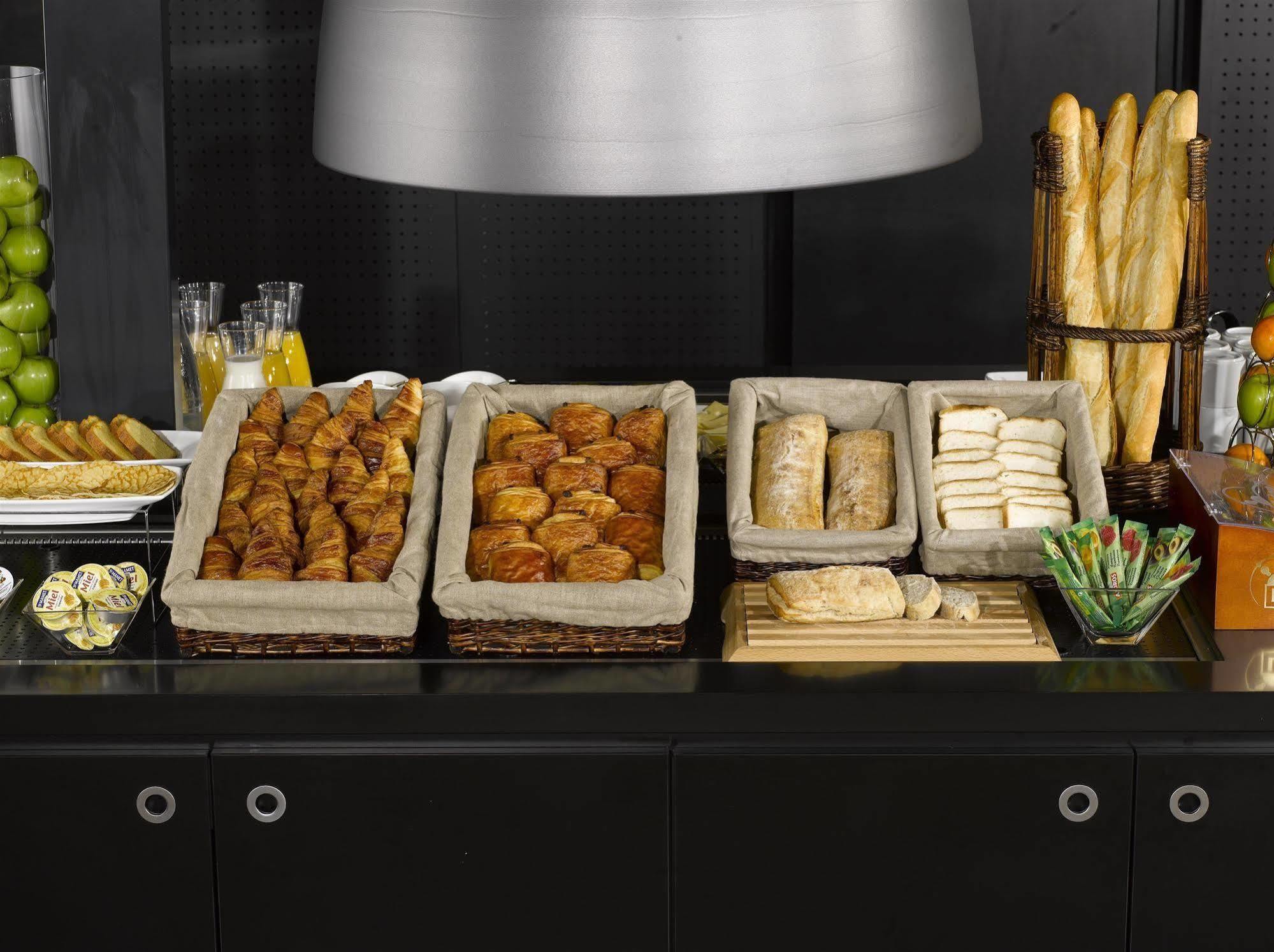 Hotel Campanile Dunkerque Sud - 3*
